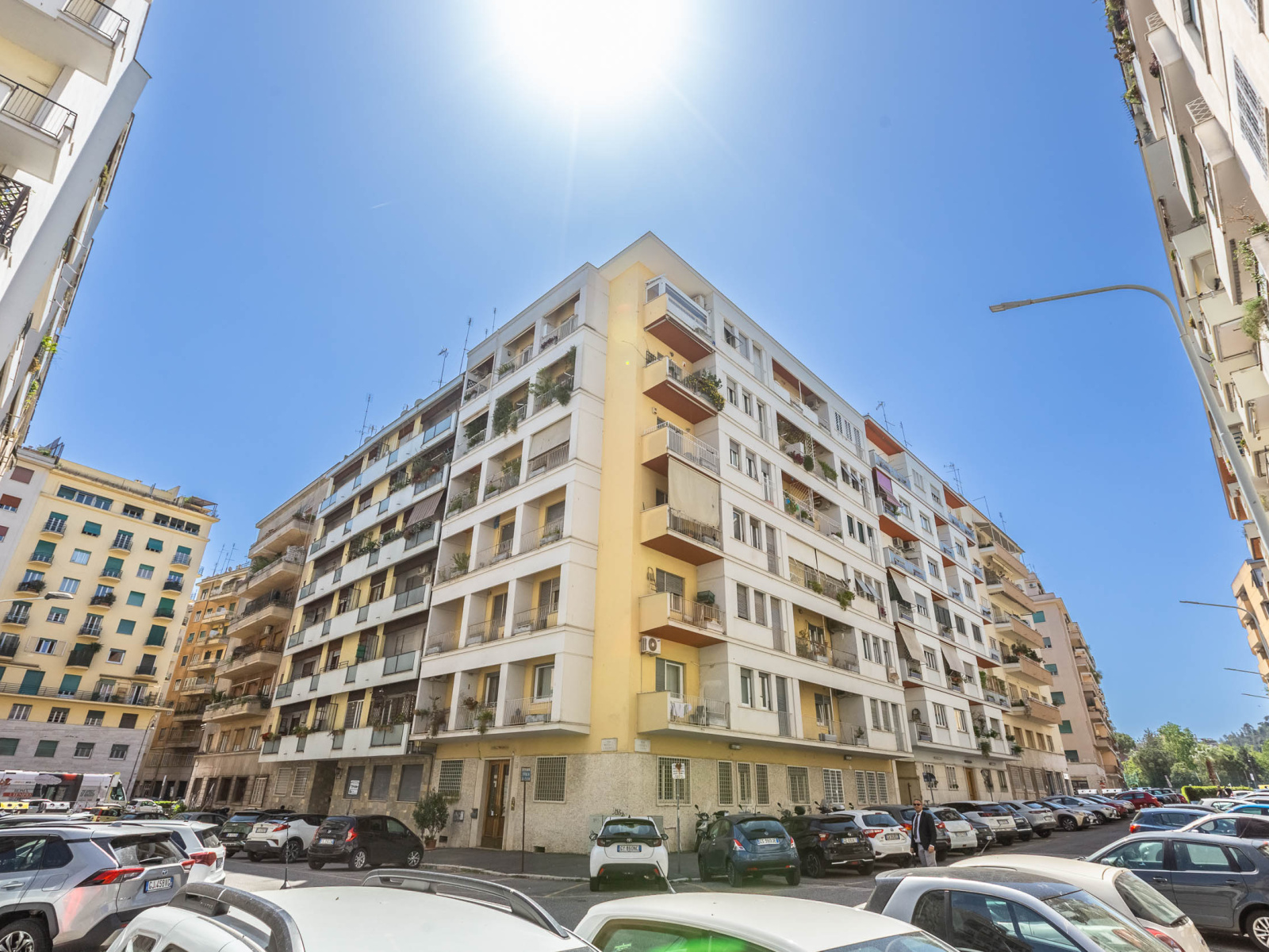Appartamento ultimo piano in vendita al Flaminio Roma con balconi, cantina e posto auto